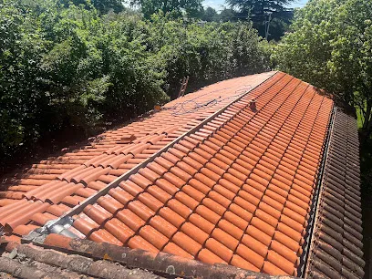 Image de Ad Couverture - Couvreur 33 | Réparation Nettoyage Dépannage Étanchéité Fuites Toiture Gironde Ambarès-et-Lagrave