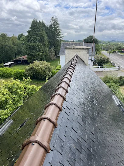 Image de Artisan Couvreur - Réparation Toiture (SOS Urgence 24h24)
