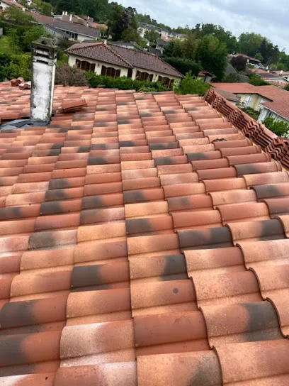 Image de Couvreur Saint-Medard-en-Jalles Renov' Aquitaine Ravalement Façade Bordeaux