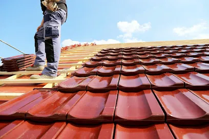 Image de DOUCHEZ COUVERTURE ROYAN - Urgence toiture , dépannage toiture, 24h/24 7j/7