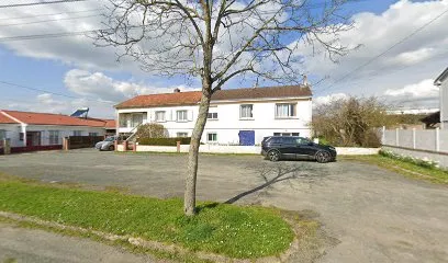 Image de Ets Charly COUVREUR DEMOUSSAGE RAVALEMENT HYDROFUGE NETTOYAGE TOITURE LES HERBIERS