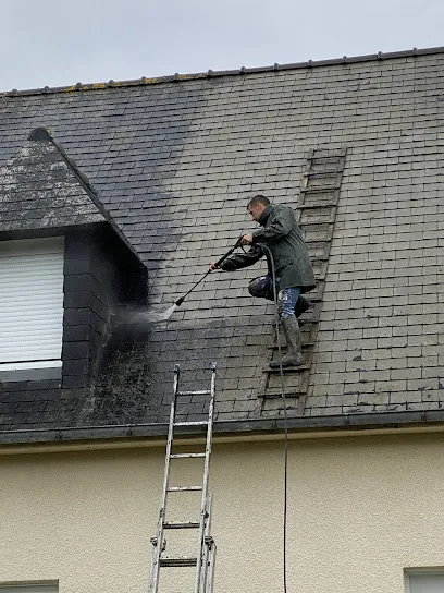 Image de Hjc Ravalement de Façade Brest 29 Plabennec peinture nettoyage traitement hydrofuge toiture et façade 29