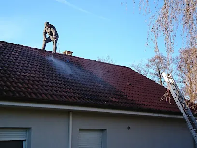 Image de Ramonage, démoussage et entretien de toiture Saint-Dié-Des-Vosges | Gros Renov